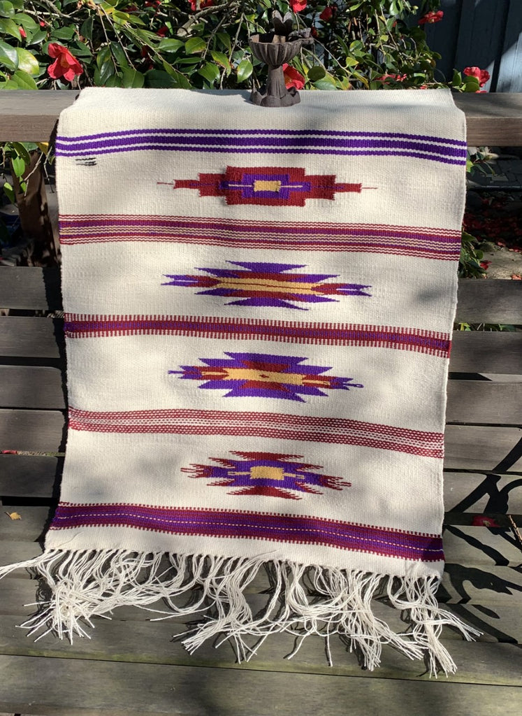 Weaving Before Your Eyes